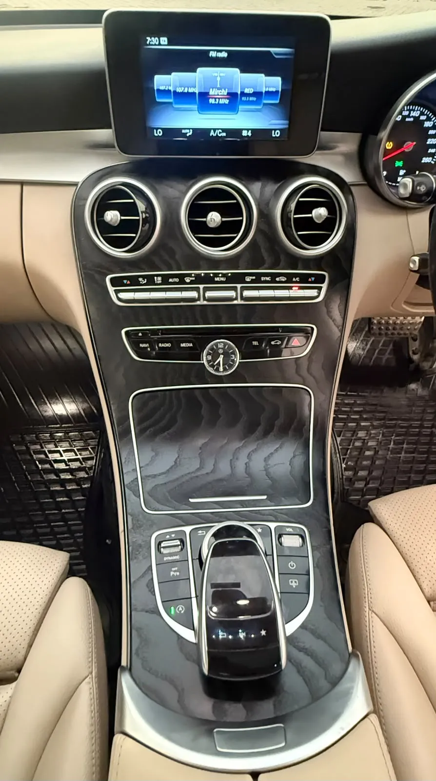 Mercedes C 220 D (17)