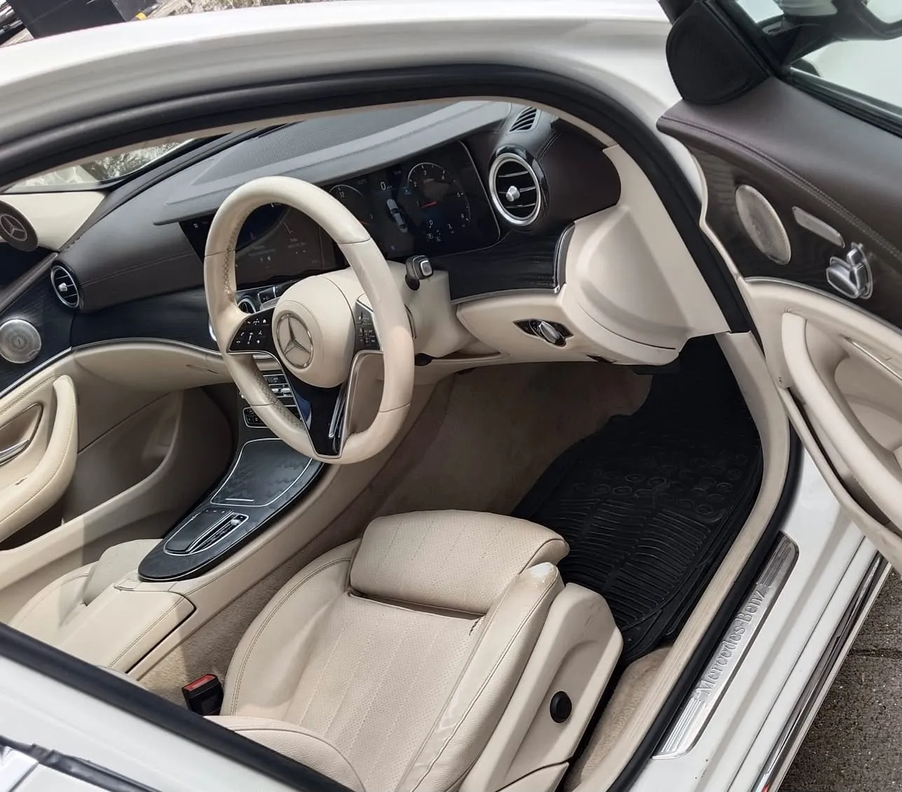 Mercedes E220D (9)