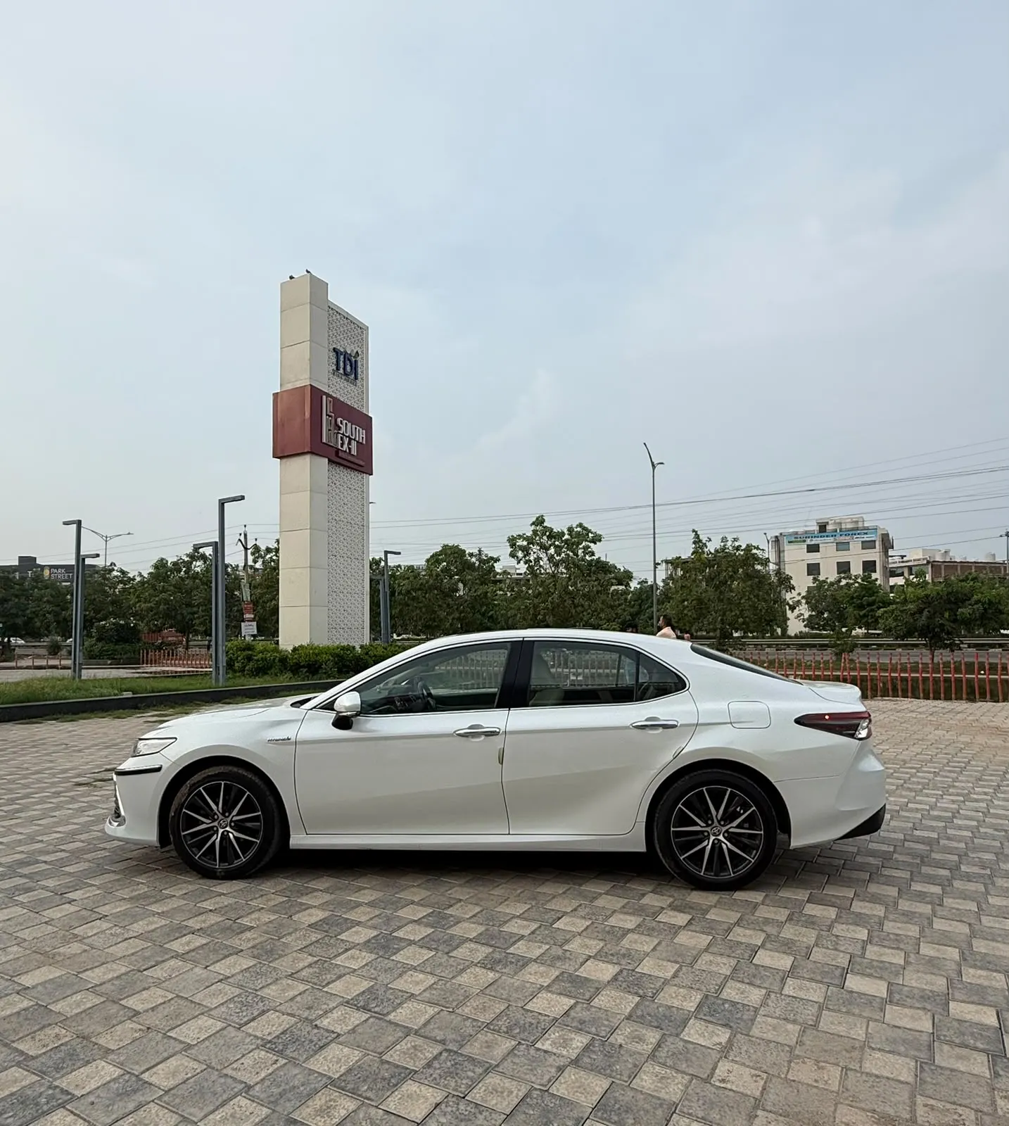 Toyota Camry (4)