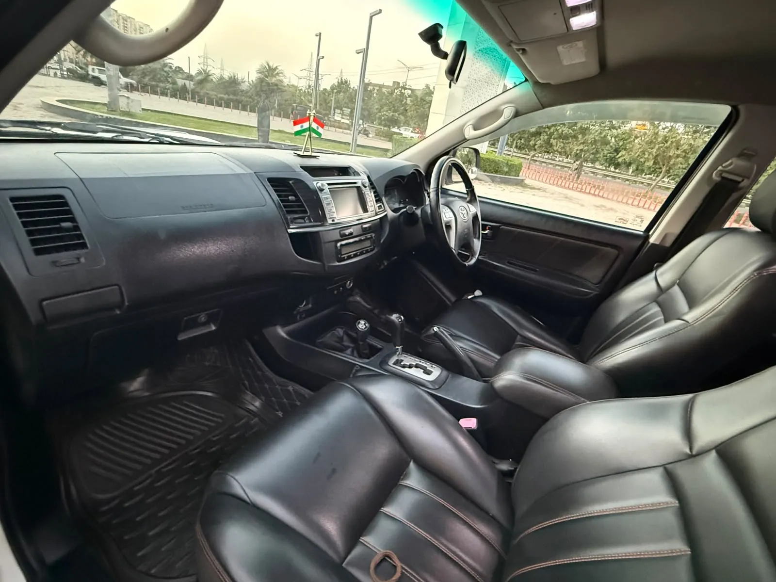 Toyota Fortuner 3.0 (6)