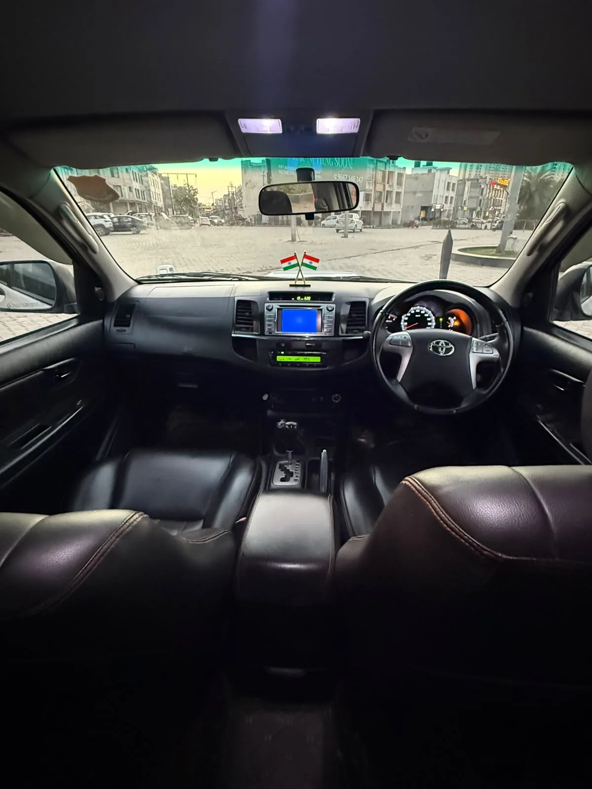 Toyota Fortuner 3.0 (9)