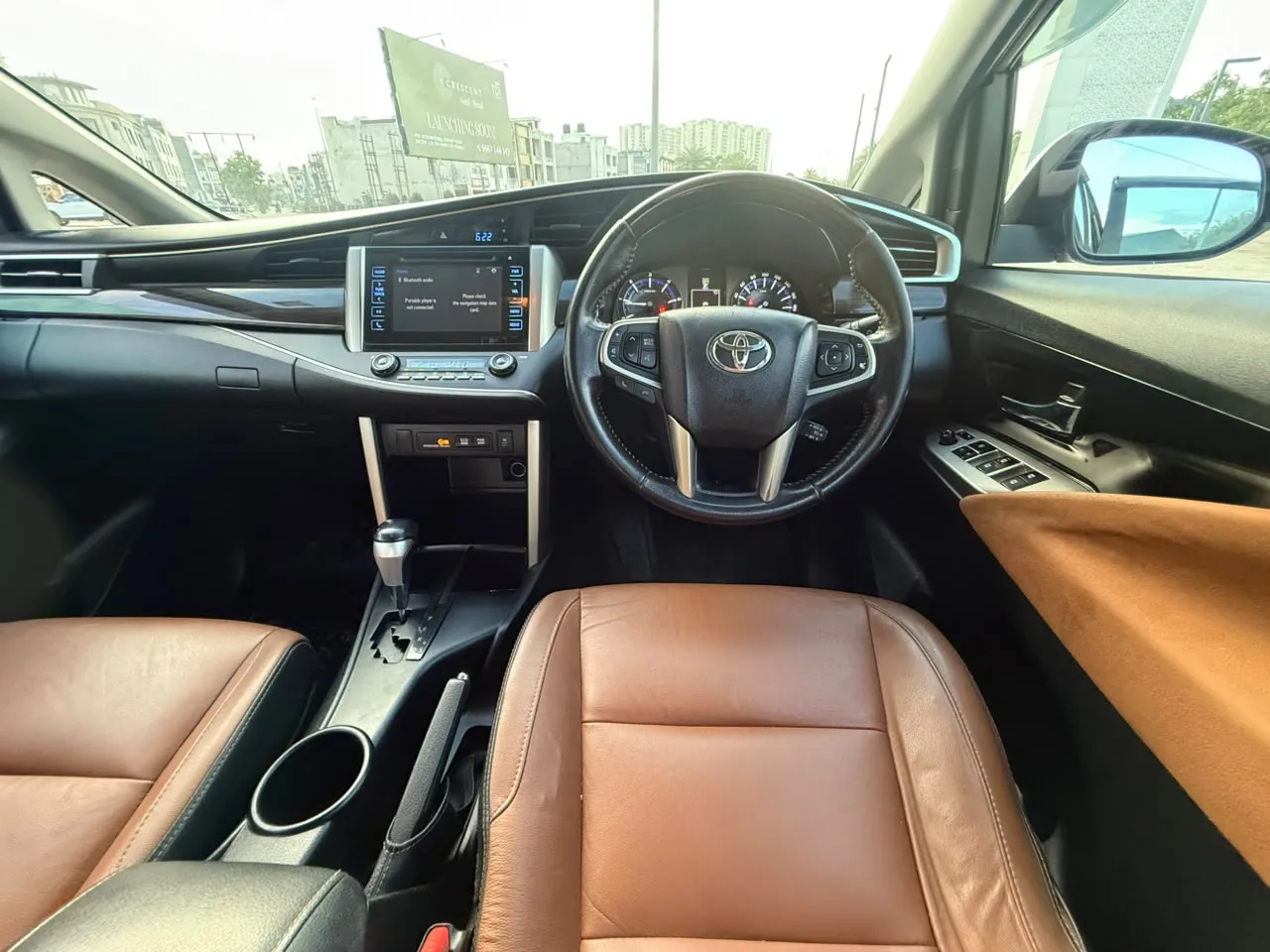 Toyota Innova Crysta (10)